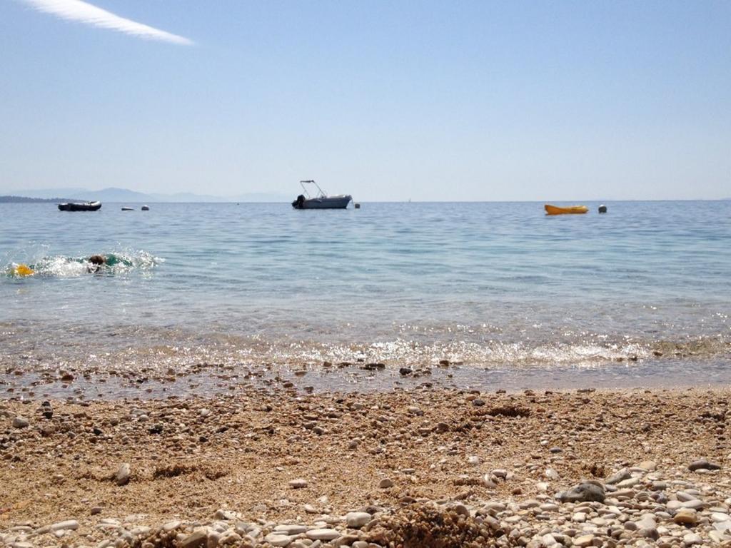 Beach Villa Aetos Kaminaki Nissaki Niszáki Szoba fotó